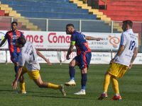 TARANTO-GRAVINA 1-0