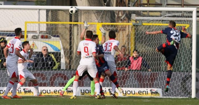 Un ex Crotone si trasferisce in prestito al Carpi