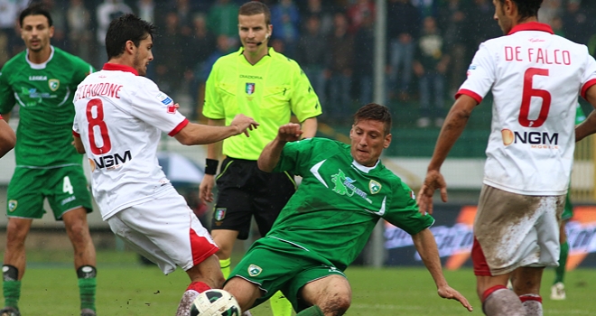 Bari-Avellino nel terzo turno?