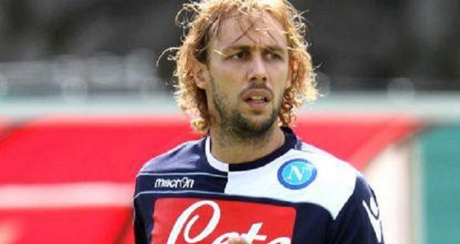 Donadel con la maglia del Napoli