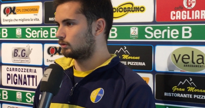Modena, Schiavone: "Giriamo pagina e vinciamo con il Varese!"
