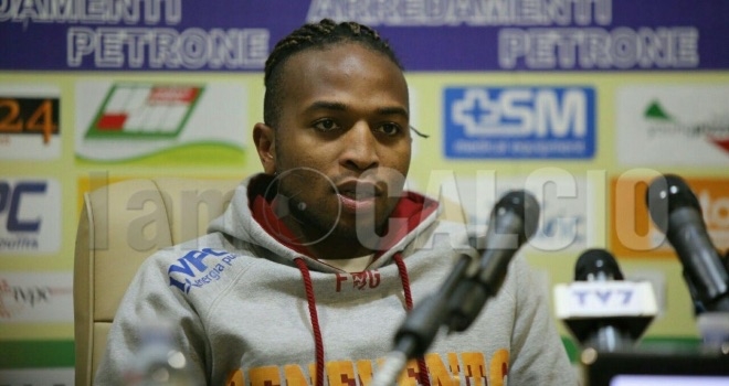 Som: "A Lecce sar&agrave; una partita importante"