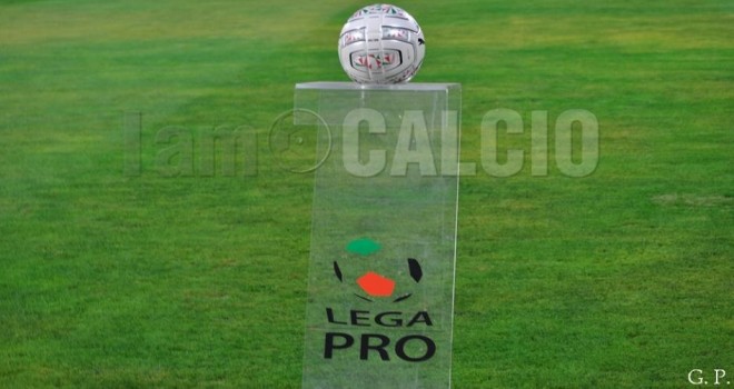 Pallone Lega Pro 