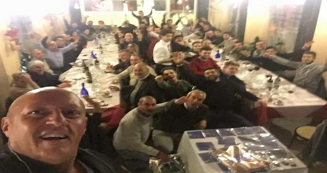 Cena di squadra