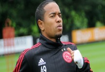 Hellas, visite mediche per Emanuelson