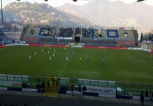 Il Como vince all'ultimo respiro, Salernitana k.o. al "Sinigaglia" 