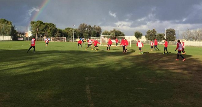Avellino-Bari: le probabili formazioni. Maniero da forfait?