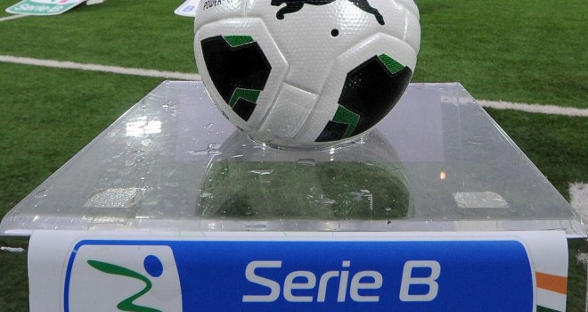 La Serie B commemora le vittime di Belgio e Spagna