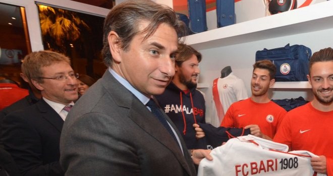 Bari, Paparesta: "Il calcio ti d&agrave; tanto ma ti toglie tanto"