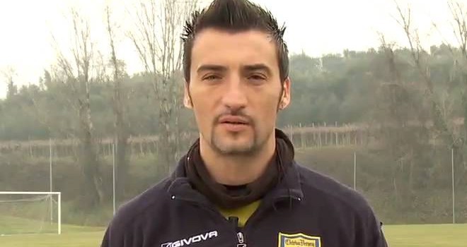 Chievo, Sardo in giallobl&ugrave; per un altro anno