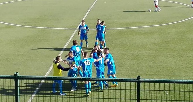 Esultanza al gol di Mazzeo