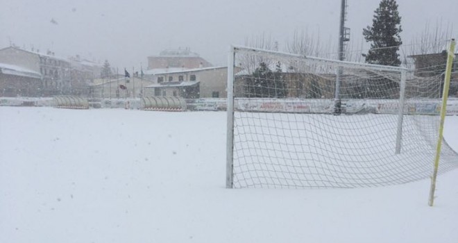 Lo Stadio Civitelle ricoperto di neve