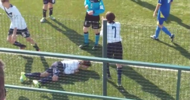 Giovanissimi 2002, arbitro espelle un giocatore infortunato