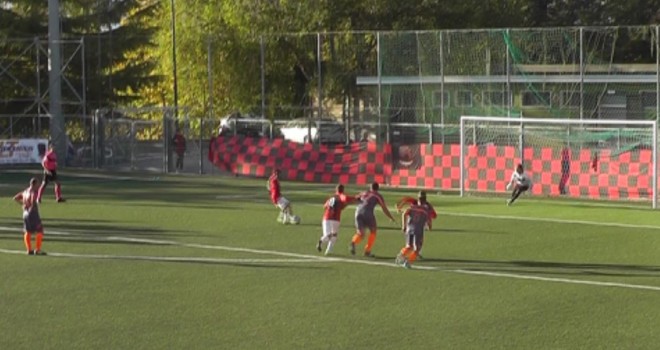 Promozione D, i Re dei Bomber: Forino da record, Campione insegue