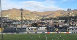 La Cavese soffre di vertigini, il Manfredonia passa col minimo sforzo