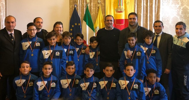 Universal Youth Cup, l'ASD Micri incontra il sindaco De Magistris