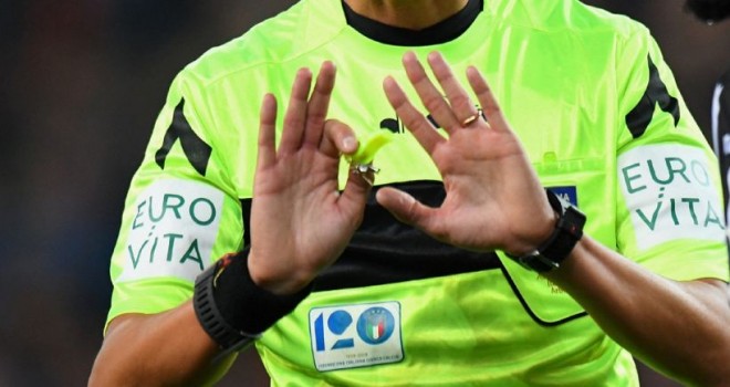 Finora i fischietti erano esenti