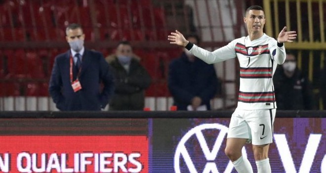 Portogallo, pari tra le polemiche: CR7 fermato da un gol-fantasma