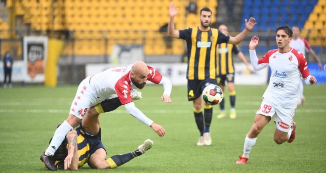 La Juve Stabia abbatte la capolista: Eusepi stende il Bari