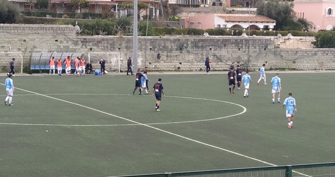 Real Forio beffato all'ultimo, al Calise passa l'Albanova