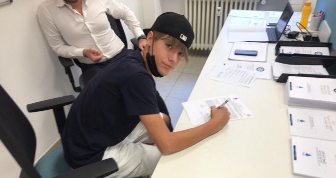 Un giovane borgomanerese firma per l'Inter