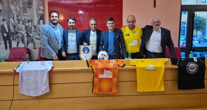 Dirigenza del Castelpoto con le autorit