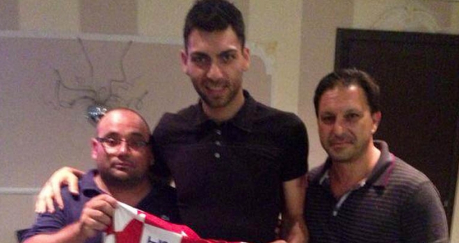 foto di rito per il neo acquisto