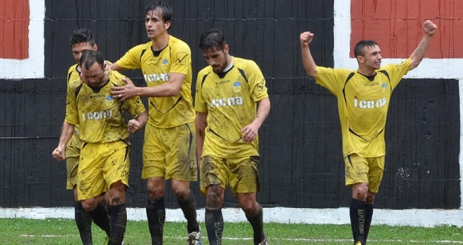 L'esultanza di Polverino 