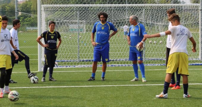 Squizzi ed i ragazzi della Scuola Calcio
