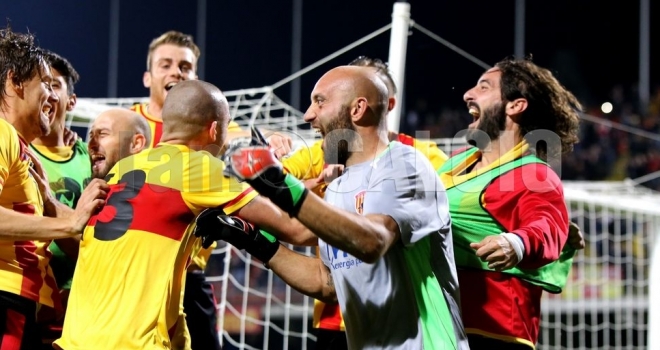 Esulta il Benevento