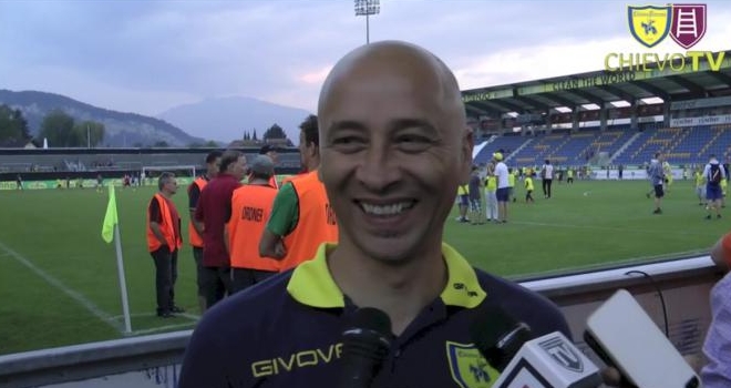 Un sorridente Eugenio Corini