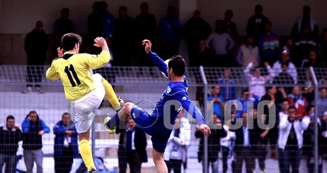 Messana, tre punti d'oro