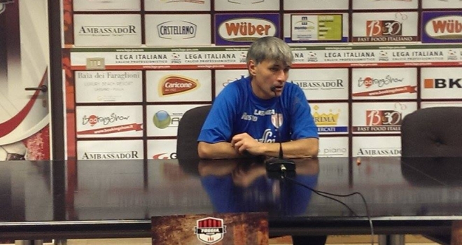 Il mister barlettano Sesia