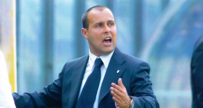 Giovanni Scanu: mister internazionale senza limiti