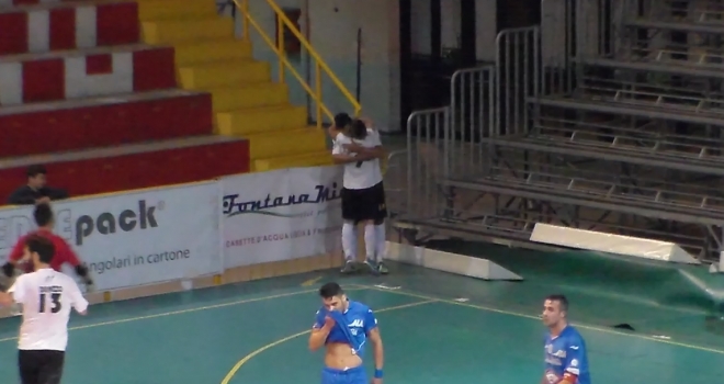 Pareggio nel derby del sud, F.Corigliano C5-Napoli C5 finisce 2-2