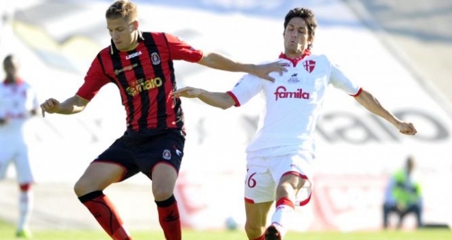 A destra Melchiorri, 5 gol col Padova