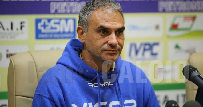 Erra: "Bravi noi a tener testa al Benevento per i 90 minuti"