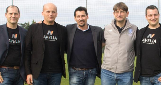 Campedelli con i dirigenti di Avelia
