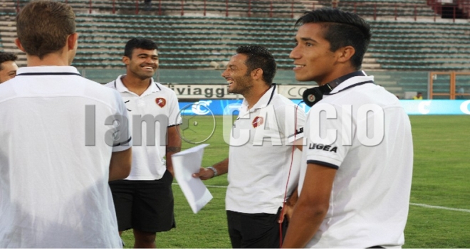 Reggina, rientrano in gruppo Insigne e Di Michele. Foti annuncia....