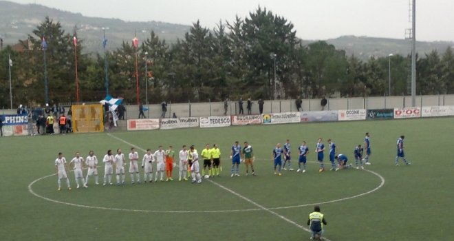 Le squadre al fischio d'inizio