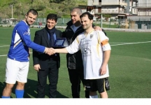 Le emozioni che ti regala il calcio: onore e auguri a mister Mansueto!