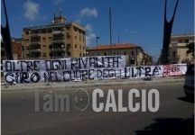 Tutti uniti, un solo nome: anche Reggio Calabria saluta Ciro Esposito