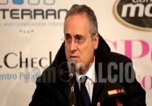 Caserta rinnova con le vespe, Lotito tratta per..