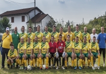 L'angolo del Casaleggio: Manita Casaleggio