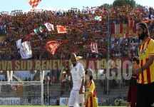 Si ferma tutto: c'&egrave; Salernitana-Benevento. Anche a Lecce grande calcio