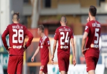 Reggina, addii per Dall'Oglio e Barill&agrave; : a ore altre due cessioni?