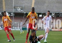 Lecce-Benevento 2-0. I salentini ringraziano la Dea bendata