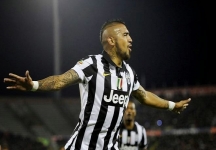 Napoli-Juventus 1-3, bianconeri corsari. Notte fonda al San Paolo