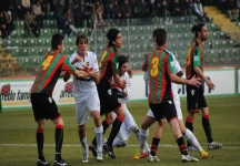 Lumezzane piegato da una rete di Fabiano
