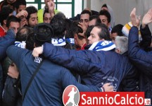 Tranfa-gol e succede l'inimmaginabile. Sospesa Montesarchio-Frattese